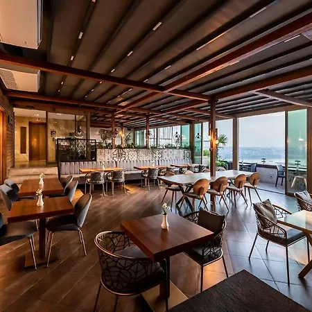 Grand De Pera Hotel 4*
