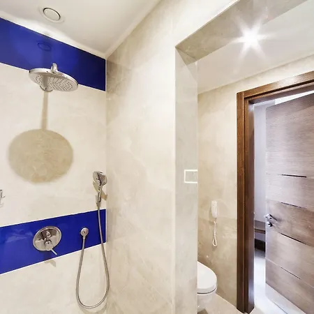 Hotel Grand De Pera 4*