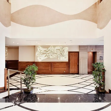 Grand De Pera 4*