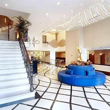 Hotel Grand De Pera 4*