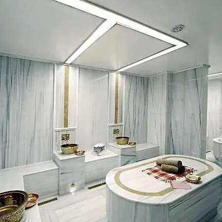Grand De Pera 4*