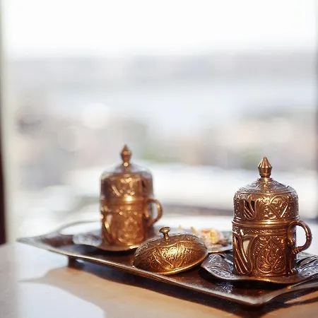 Grand De Pera Hotel 4*