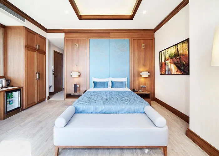 Grand De Pera 4* Istanboel