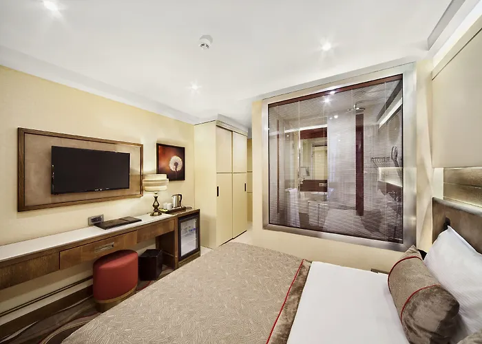 Grand De Pera 4* Istanboel