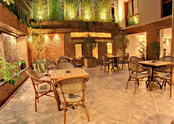 Hotel Grand De Pera Istanboel