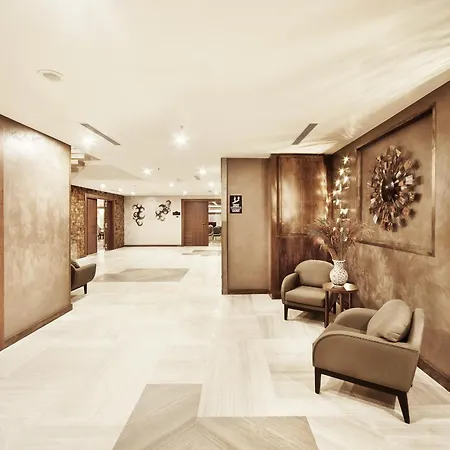 Grand De Pera 4*