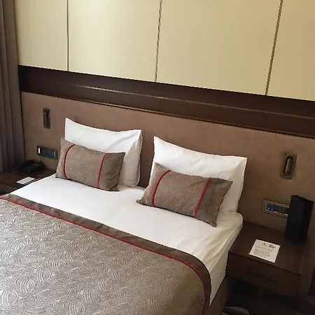Grand De Pera Hotel Istanboel